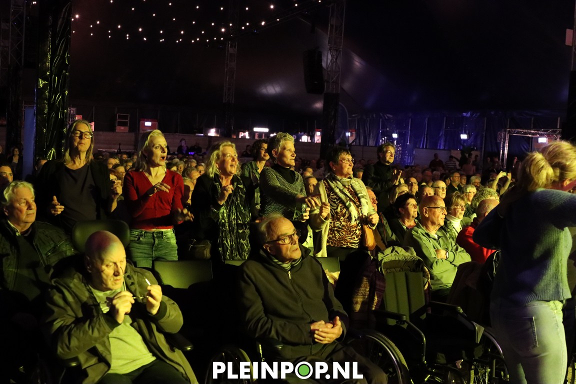 Donderdagavond 13 04 2023              (28)